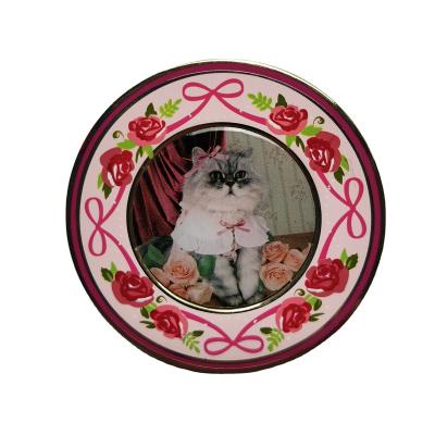 China Europe sticker pin cut cat pin custom badges for sale