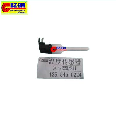 China The temperature sensor is suitable for Benz W220 model 1295450224 SL (R129) for sale