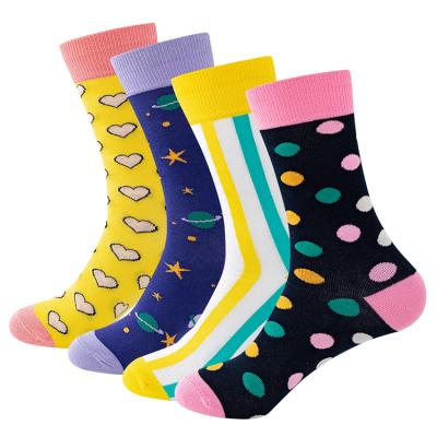 China Hot Selling High Quality Women's Custom Cotton Breathable Yiheng Crew Socks Ladies Socks for sale