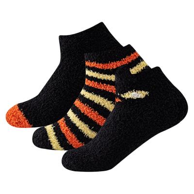 China Yiheng Breathable Breathable Socks Fashion Women Winter Warm Comfortable Slipper Halloween Socks Funny Socks Manufacturer for sale