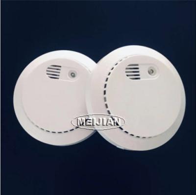 China Good price wholesale stand alone 220V/110V high quality with 9V battery backup smoke detector for sale for sale