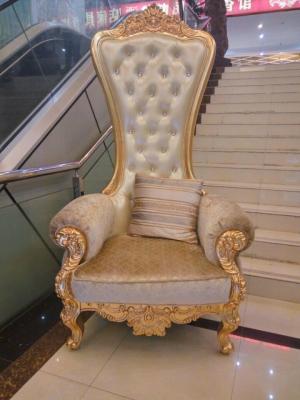 中国 新余市ISO14001のGold Throne Chairs旧式なホテルの家具の贅沢な王 販売のため