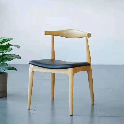 China Madera sólida en forma de Y de la silla de madera antigua del trono de Wishbone que cena sillas en venta