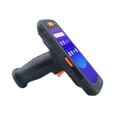 China Draagbare langeafstands UHF RFID-lezer mobiele handheld terminal met 2,0 GHz octa-core processor Te koop