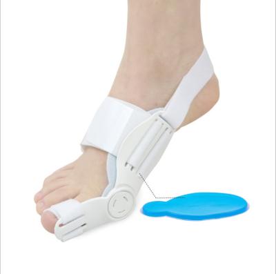 China Rotate the toes and separate the new 2021 a splint silicone bunion orthosis hinge fixation splints, big toe hallux valgus covered toe correction brace for sale