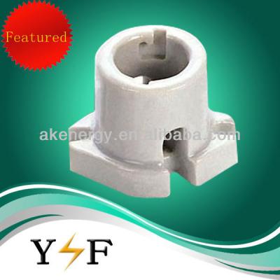 China B22 Bayonet Ceramic Body White Wedge Lamp Holder for sale