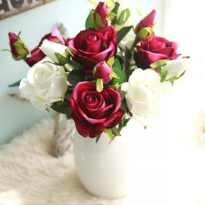 China Realistic Flower Decorations Wedding MHJ185 Artificial Red Rose Silk Flannel Rose Artificial Flower for sale