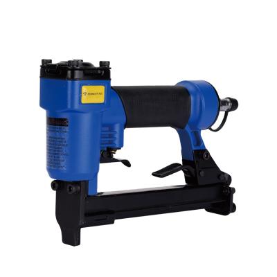 China RongPeng 8016 Gun RONGPENG Ga21 Wide Crown Stapler Pneumatic 8016 Stapler Machine GA22 Stapler Air Tool Staples 6mm-16mm for sale