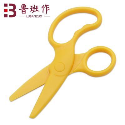 China Classic Sharp Tip Cutting 5 Inch Multi Craft Student Stationery Cutting Mini Paper Safety Hand Cartoon Kids Plastic Scissors for sale