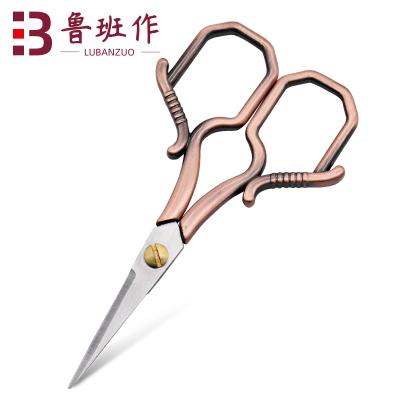 China Household Universal Stainless Steel Cutting Handmade Vintage Sewing Small Embroidery Scissors for sale