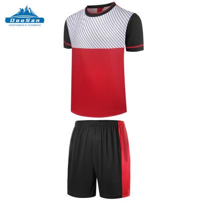 China Beautiful Latest Design Soccer Tracksuit Soccer Jersey Sets for sale