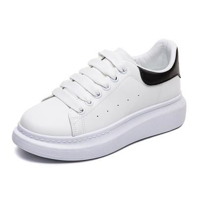 China CUSHIONING Comfortable non-slip thick-soled waist-increasing hot sale casual women's fashion thick-soled sports shoes for sale