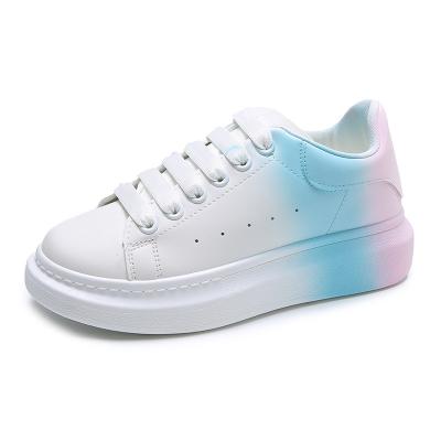 China CUSHIONING New Ladies Trend Casual Unique Stepping Up Sneakers Trend Slow Walking Sneakers 4cm Thick for sale