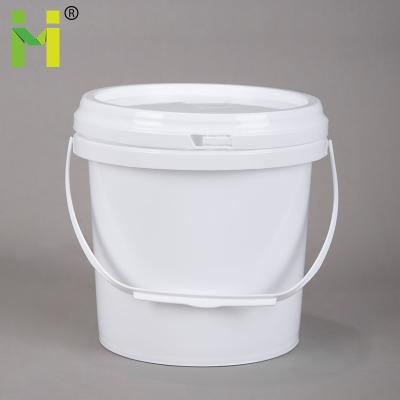 China With Plastic Handle 3L Small Size Capacity Plastic Bucket Dimensions With Handle And Lid for sale