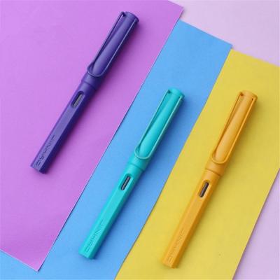 China Office & Fountain Pen School Supplies Writing Ink Pen Luxury Quality Color Student Office Stationery for sale