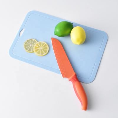 China The Household Sustainable Multi Function Smart Plastic Cutting Board Bulk for sale