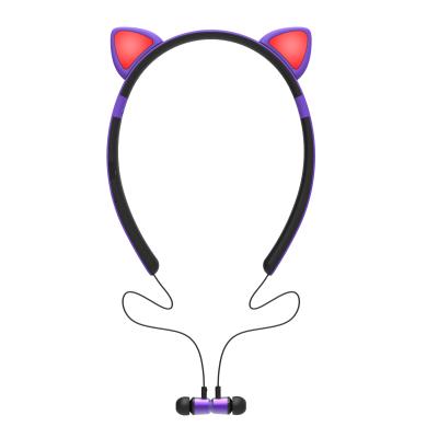 China In-Ear Cat Ear Headphones Gaming Headset Foldable With Mic Cute Led Cat Ear Earphone Wireless Headphones for sale