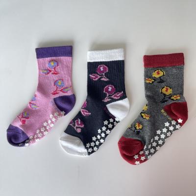 China Wholesale High Quality Flooring Socks Silicone Cotton Breathable Non Slip Kids Socks Factory Custom Design for sale