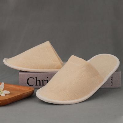 China 2021 Simple Design Custom SPA Hotel Modern Washable Fine Toe Hotel Slippers Coral Fleece Slippers for sale