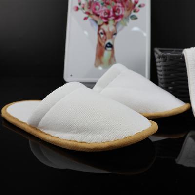 China Good Price Hotel Modern Logo Coral High Quality Hotel Slippers Disposable Fleece Slippers for sale