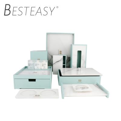 China Hotel Acrylic Tissue Box Tray Acrylic Tissue Box Luxury Custom Bathroom Hotel Set for sale