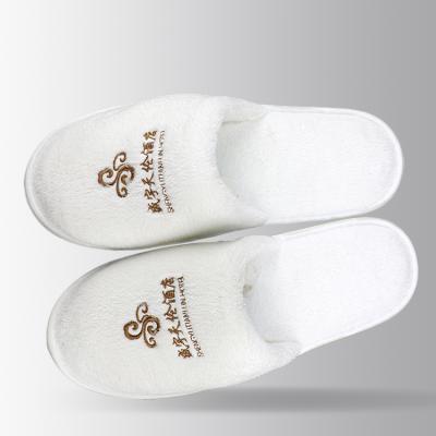 China Custom Made Bathroom Indoor Hotel Slippers Slipper Manufacturer Rubber Luxury Bedroom Ladies And Sandals Female Logo for sale