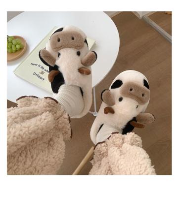 China XUX Cartoon Size 35-44 Kawaii Scare Soft Plush Slippers Animals Plush Shoes For Women Men Home Warm Slippers for sale