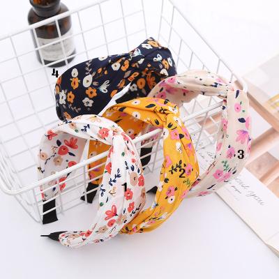 China Simple concise women's hair band hot selling fashion sells new women's hair accessories hair band solid color cloth custom wholesale headband for sale