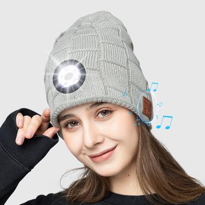 China Wireless Unisex Hat With Light Fashionable Audio Beanie Winter Hat Headphone Knit Handsfree Slouchy Wireless Hat With Radio for sale