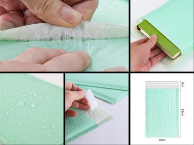 China Sobres acolchados de envío resistentes de los anuncios publicitarios de la burbuja del rasgón de la prenda impermeable en venta