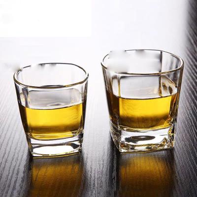 China Sustainable Crystal Glass Glass Drinking Cups For Wine Water Bottom Cocktails Round Lid High Ball Tumbler for sale