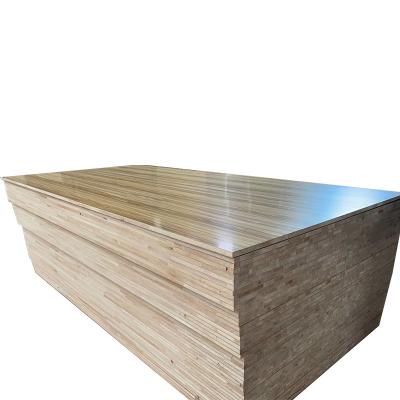 China 1220*2440mm melamine blockboard/pauliwnia,poplar,pine,falcata core E1 E2 for sale