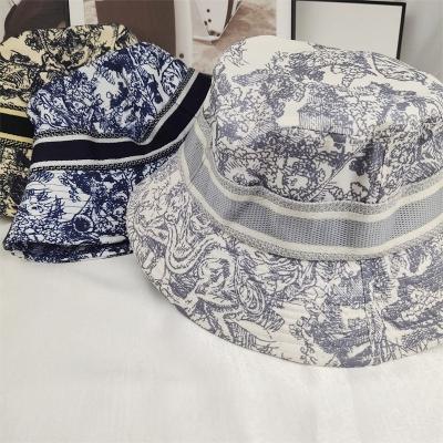 China Original Logo Animal Printed Fashion Outdoor Famous Image Brand Designer Hats Bucket Hat More Designer Collection Catalog for sale