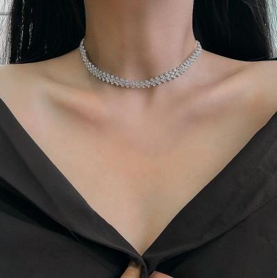 China Environmental Friendly Choker Silver Plated Bling Crystal Rhinestone Wedding Necklace Accessory Chain Necklace For Women Jewelry for sale