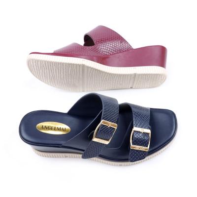 China Fashion Trend Outdoor High Heel Thick Bottom Comfortable Ladies Slippers Square Toe Other Sandals Wholesale Buckle Wedge Sandals For Women for sale