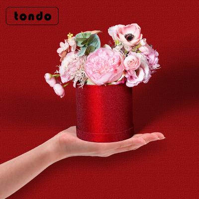 China Handmade Round Paper Flower Boxes With Lid Florist Valentine's Day Rose Packaging Box for sale