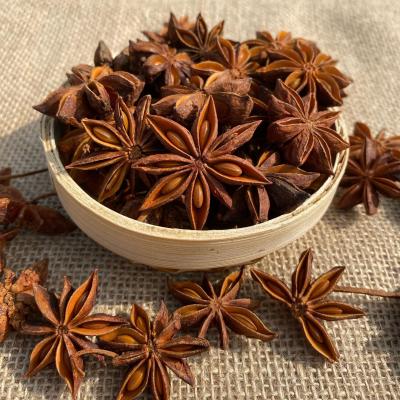 China Guangxi dry Fangcheng Gui Township produced quality natural star anise, like hot apples for sale