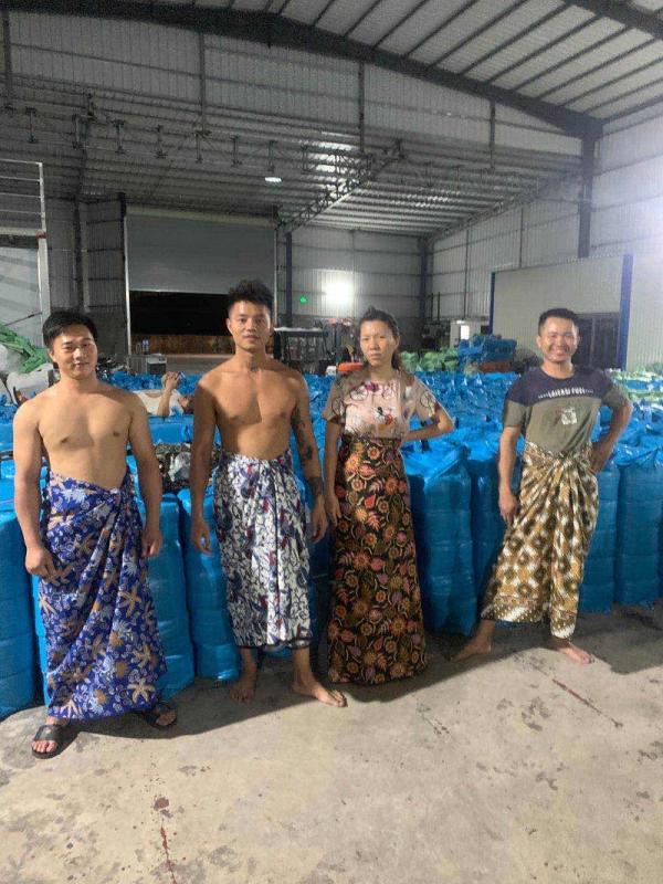 Verified China supplier - Jieyang Airport District Paotai Town Yamanjia Clothing Factory