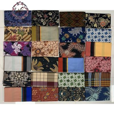 China Southeast Asian local customs wholesale cheap high quality Bali beach skirt Laos apron Indonesia batik sarongs for sale