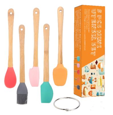 China 5pcs Kids Small Mini Brush Baking Utensil Set Heat Resistant Non-Stick Viable Silicone Spatula With Bamboo Handle for sale