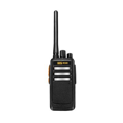 China Professional Long Distance Handheld Walkie Talkie 2-3Km Radio Communication Device With Large Battery Capacity T685 for sale