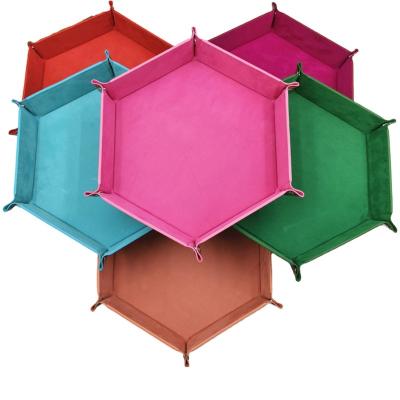 China Viable Hexahedron 6 Faces 23*23*4 Cm Colored Pu Leather And Velvet Dies Boxed Material Storage Tray for sale