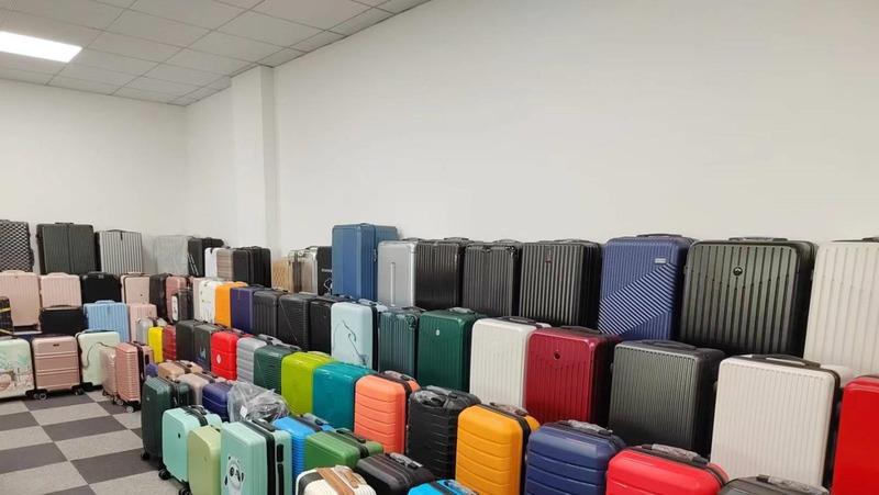 Verified China supplier - Dongguan Aoliwei Luggage Co., Ltd.