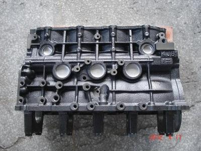 China CNC Machining And Casting Iron or Steel Truck Diesel Engine Parts OEM for sale