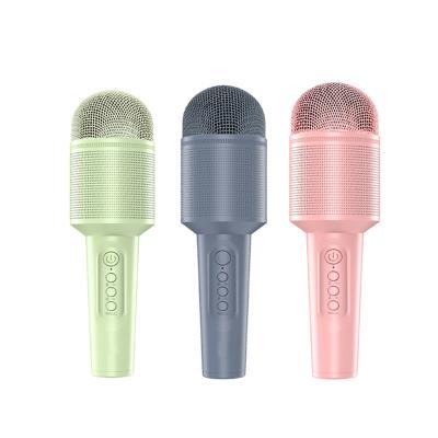 China Handheld Microphone Karaoke Microphone Wireless Speaker Connect Mobile Phones to BT for Singing Machine Multiple Sound Noise Reduction for sale