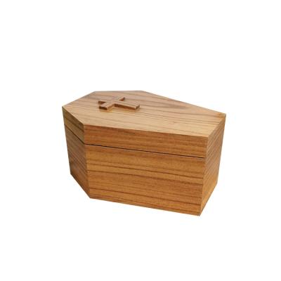 China Viable Warm Urn Pour Wooden Box Kit Hatchback Pet Funeral Coffin Vintage Pets Multipurpose for sale