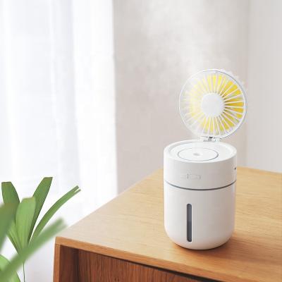 China Portable Water Cooling Wholesale USB Rechargeable Humidifier Mist Charging Fan for sale