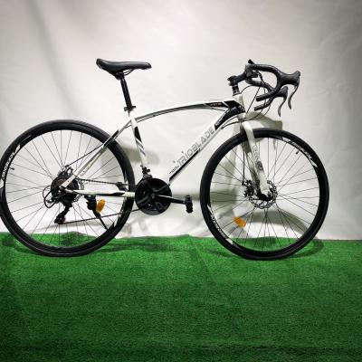 China Lightweight Flat Dirt Road Bike 700c Road Bikes For Men for sale