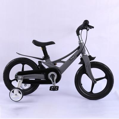 China Black Magnesium Alloy Children's Bicycle 12 Inch Magnesium Alloy 2-3-4-6-10 Baby Year Old Bicycle 14 Inch Training Wheel Bicycle Balance Bike for sale