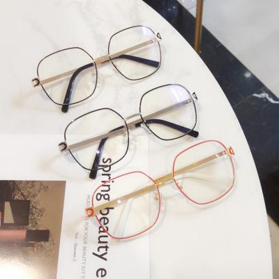 China Fashion Retro literary square metal frame fashion wholesale custom myopia optical frame women eyewear men eyeglasses design eye glasses for sale